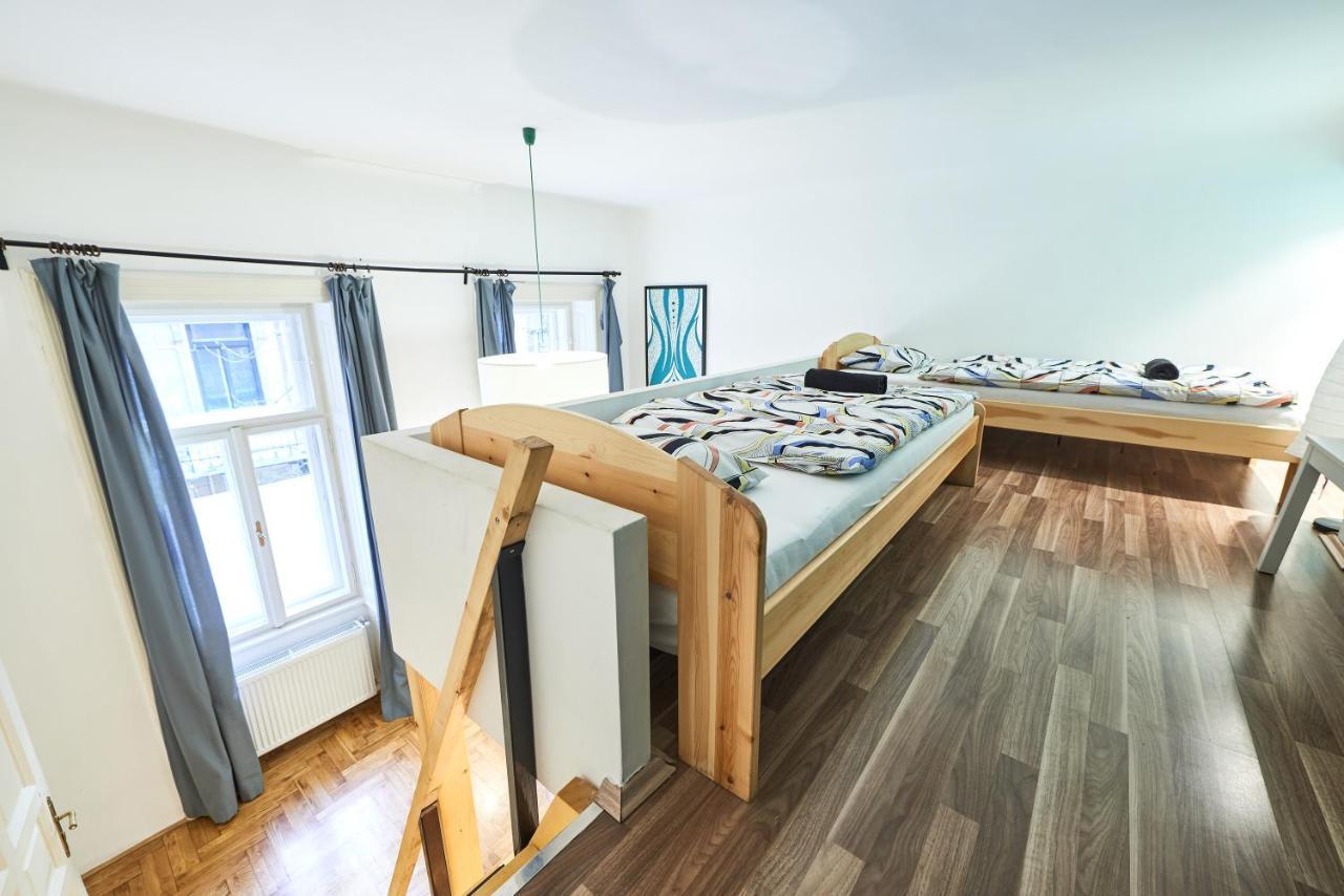 Large Apartment For Groups City Center Dist. VII Budapeste Exterior foto