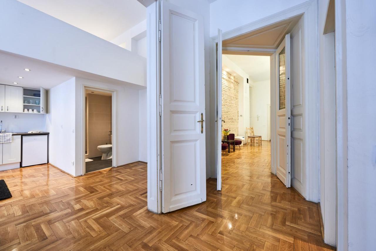 Large Apartment For Groups City Center Dist. VII Budapeste Exterior foto