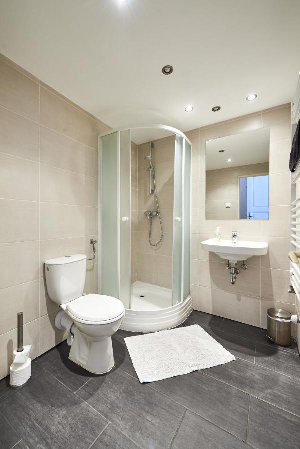Large Apartment For Groups City Center Dist. VII Budapeste Exterior foto