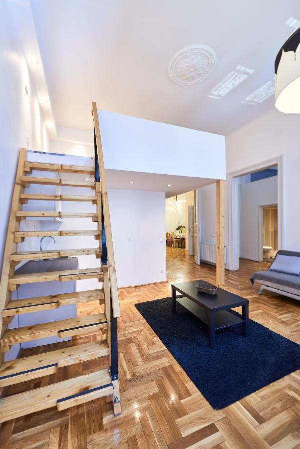 Large Apartment For Groups City Center Dist. VII Budapeste Exterior foto