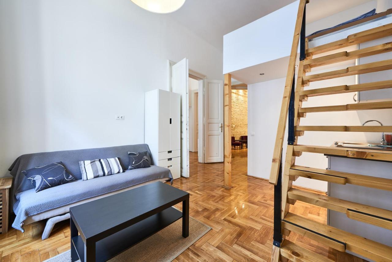 Large Apartment For Groups City Center Dist. VII Budapeste Exterior foto