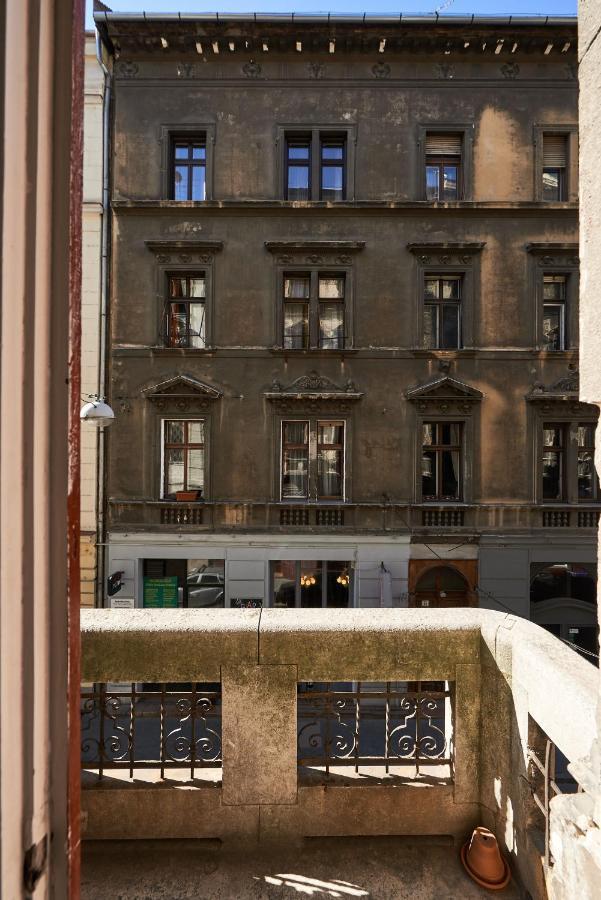 Large Apartment For Groups City Center Dist. VII Budapeste Exterior foto
